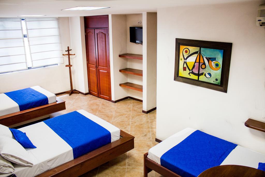 Hotel Plaza Mayor Medellín Extérieur photo
