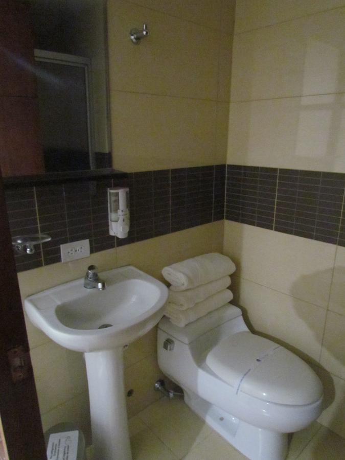 Hotel Plaza Mayor Medellín Extérieur photo