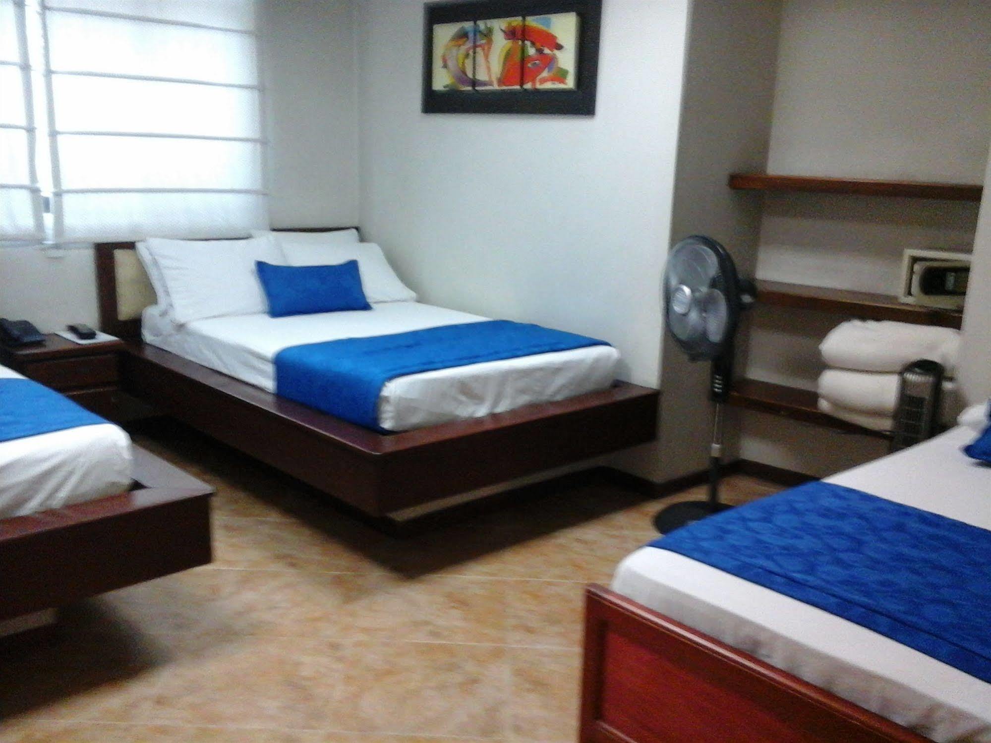 Hotel Plaza Mayor Medellín Extérieur photo